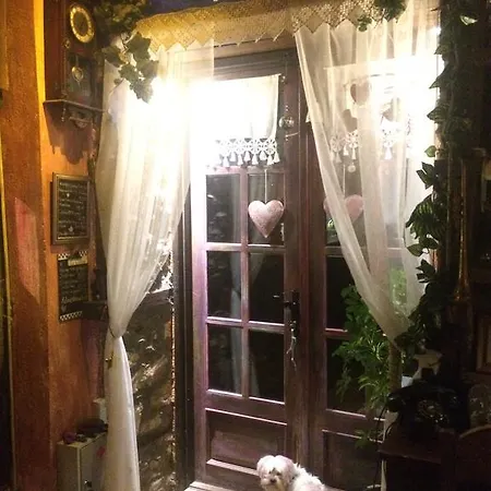 Feggaropetra Magic Mountain House בית הארחה פליאוס פנטלימון