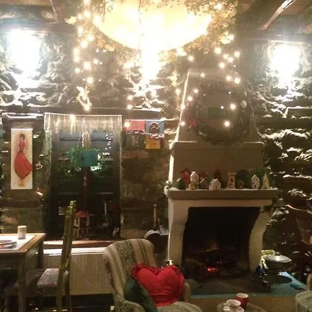 Feggaropetra Magic Mountain House בית הארחה