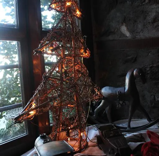 בית הארחה Feggaropetra Magic Mountain House פליאוס פנטלימון