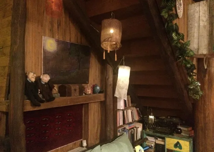 בית הארחה Feggaropetra Magic Mountain House פליאוס פנטלימון