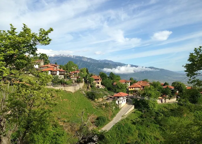 Feggaropetra Magic Mountain House בית הארחה פליאוס פנטלימון