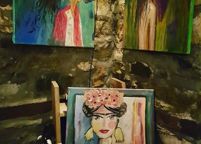 בית הארחה Feggaropetra Magic Mountain House