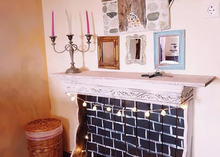 Feggaropetra Magic Mountain House בית הארחה פליאוס פנטלימון